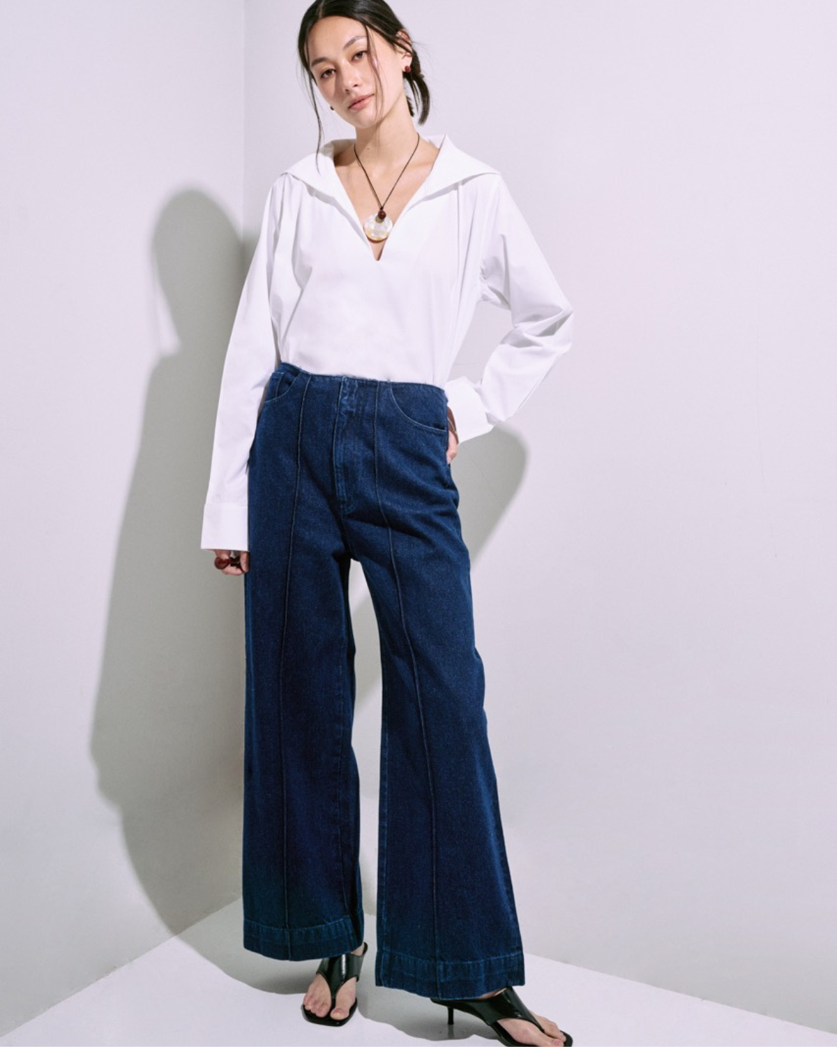 Jungle Urbaine - Tailored High Rise Wide Leg Jeans in Dark Denim