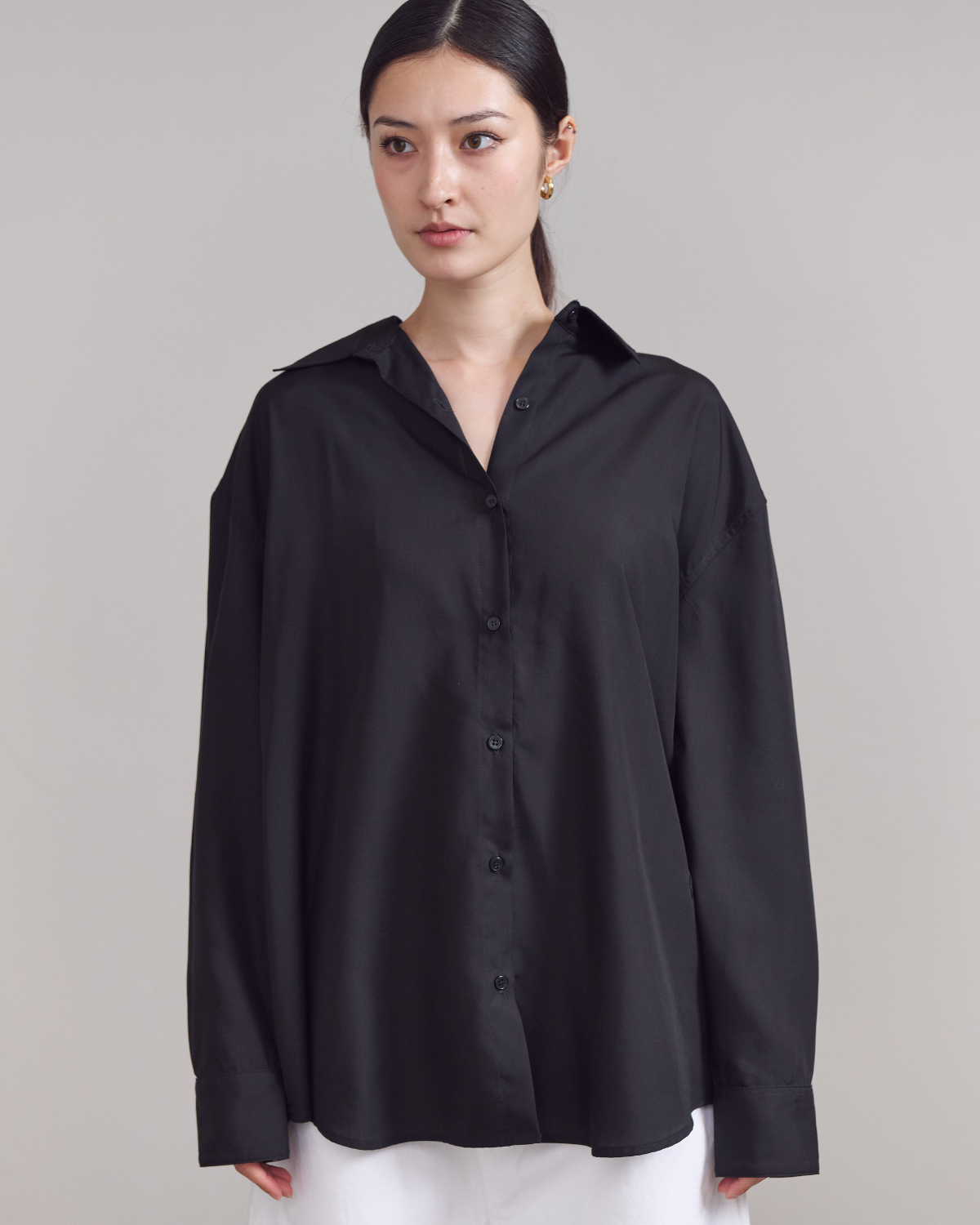 SS25 Lin et Lumière - Essential Oversized Shirt in Black Linen