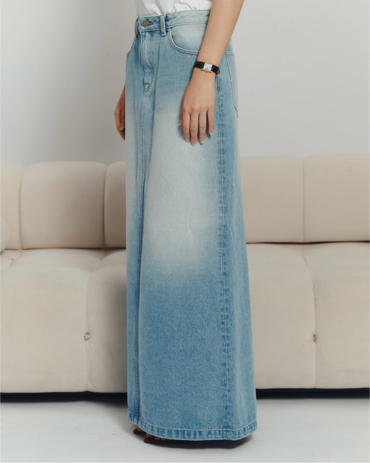 AIMER - 90s Maxi Skirt Denim in 90s Blue Wash