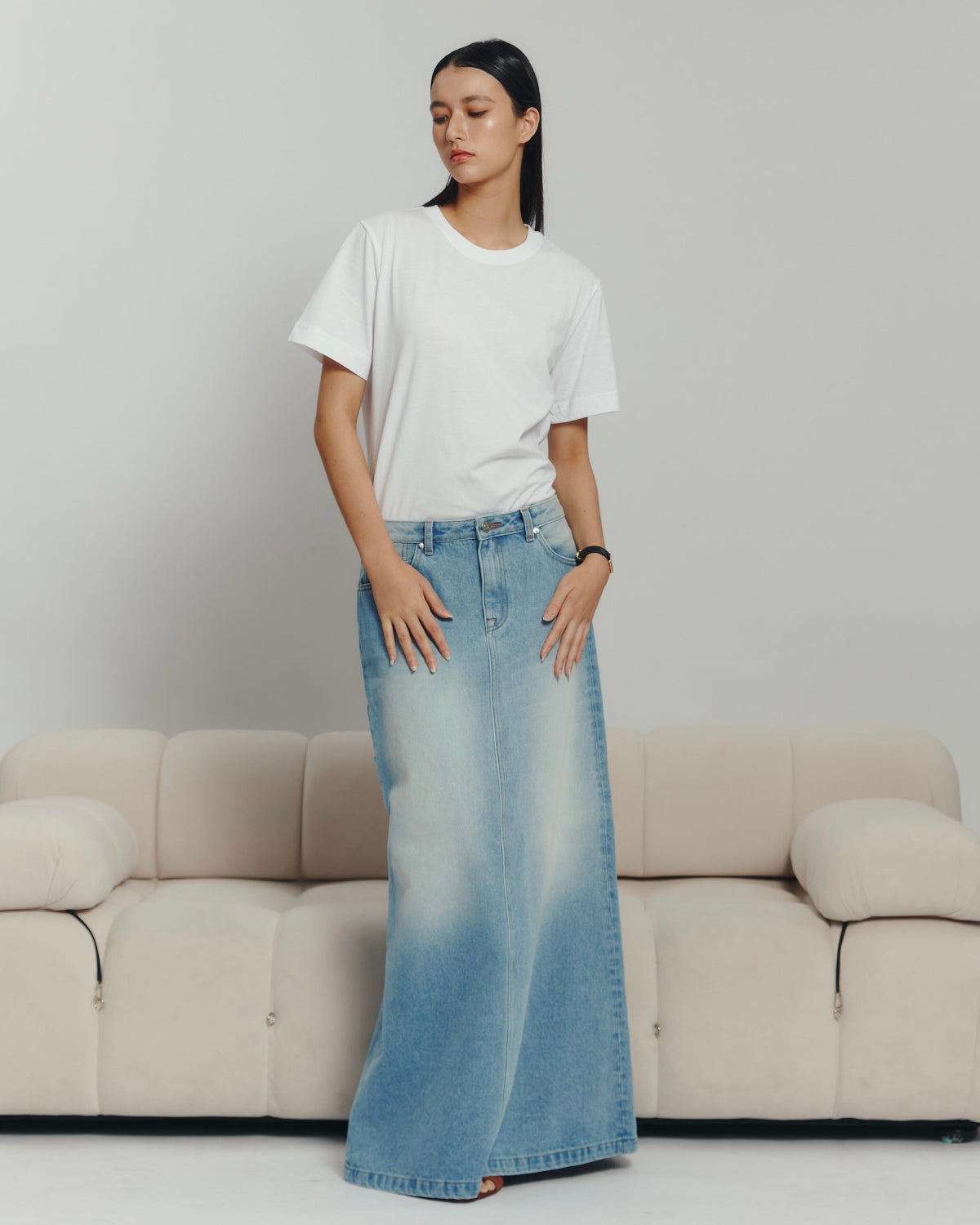 AIMER - 90s Maxi Skirt Denim in 90s Blue Wash