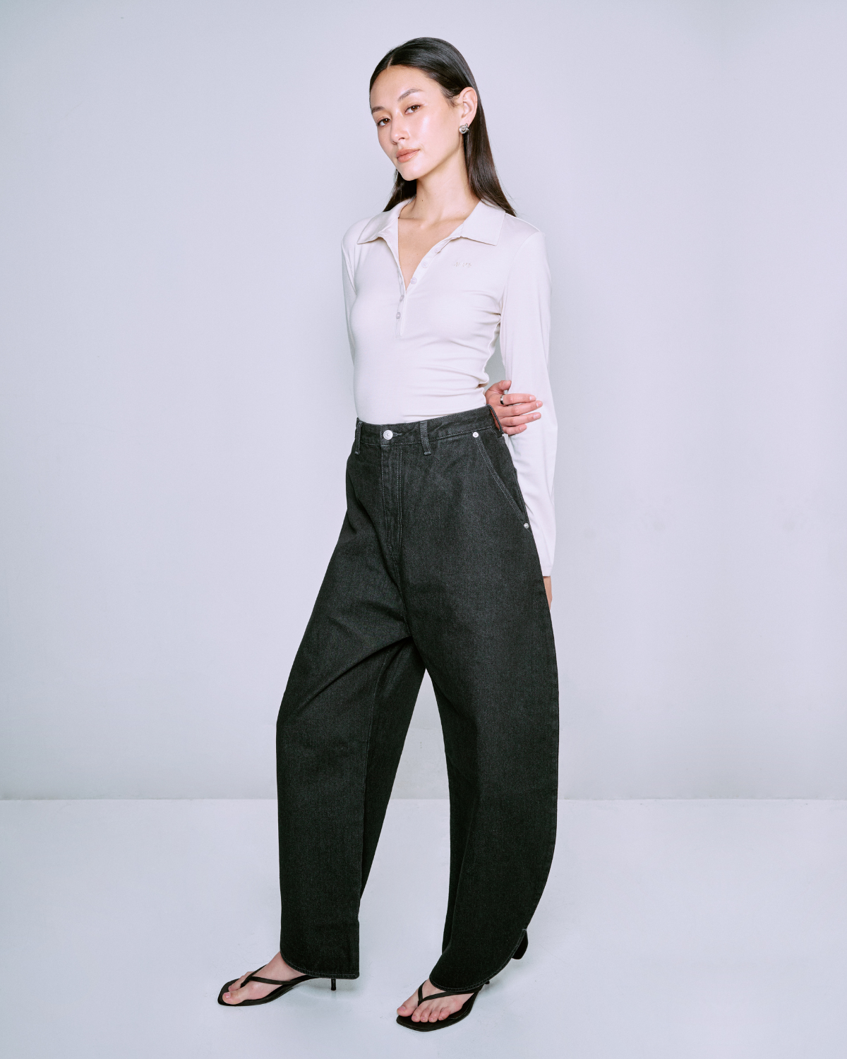 Jungle Urbaine - Barrel Jeans in Black