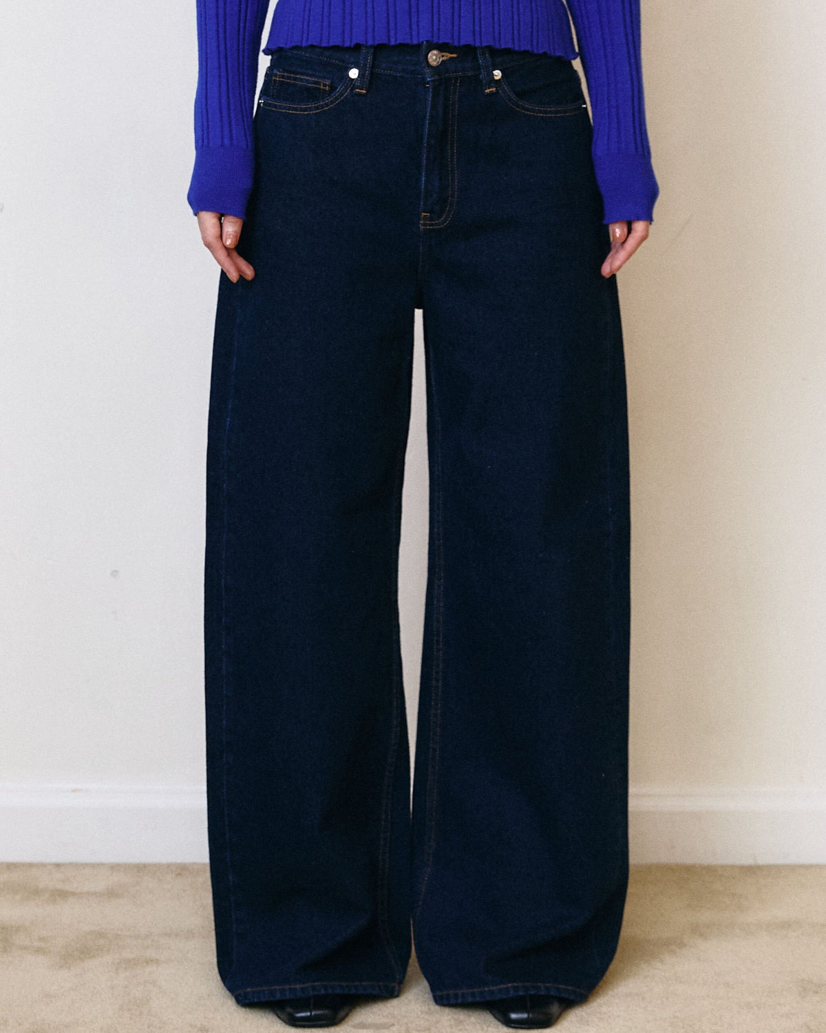 AIMER - 90s Baggy Jeans in Dark Denim