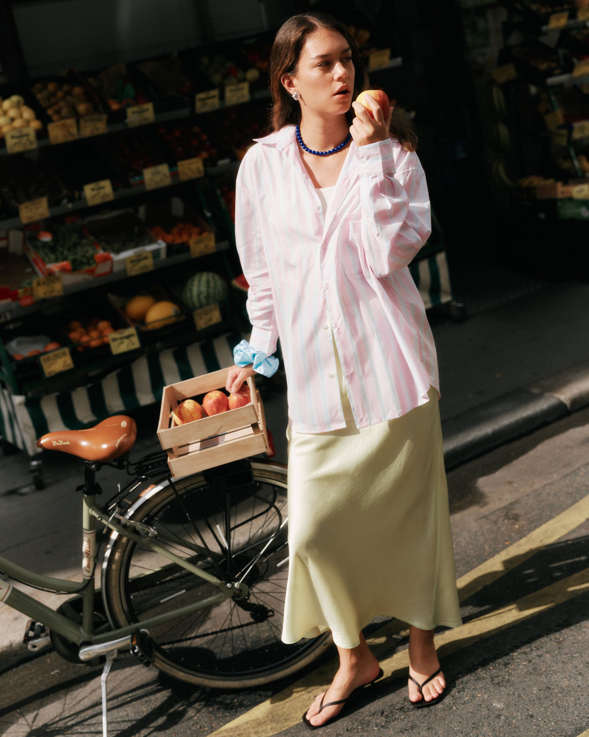 Été Parisien - Satin Maxi Skirt in Melon