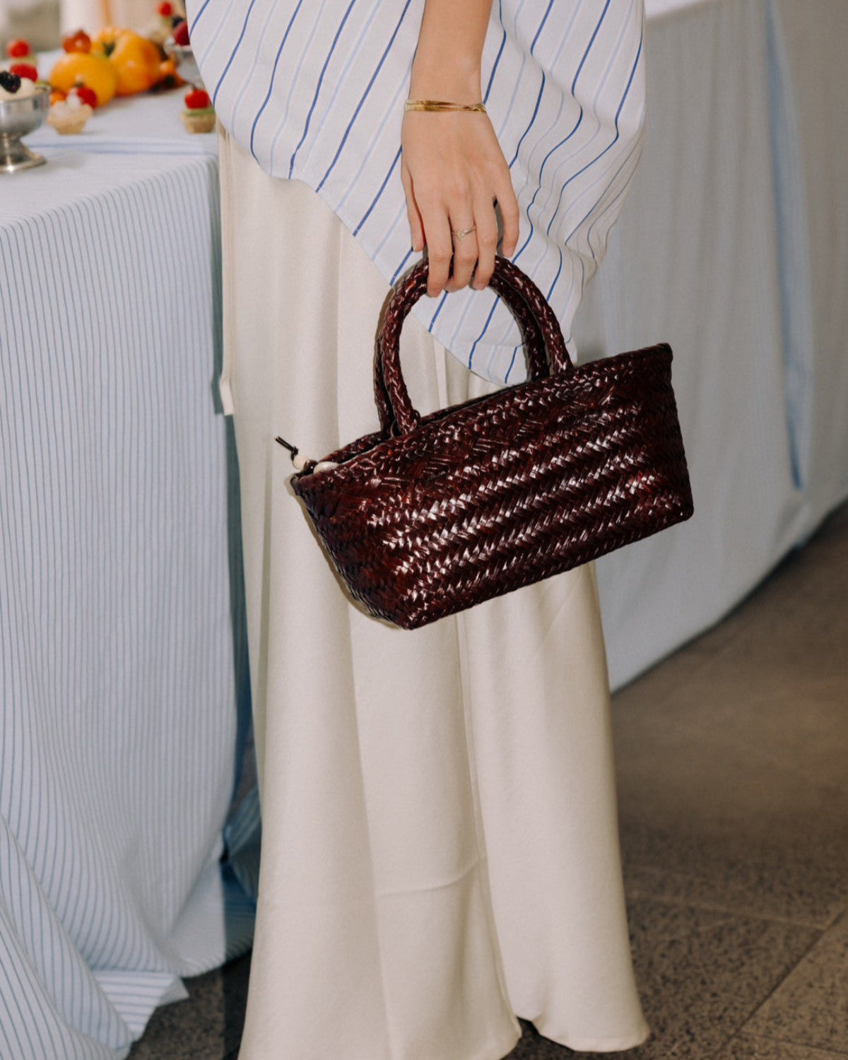 SS25 Lin et Lumière - Le Petite Basket Bag 2.0 in Dark Brown