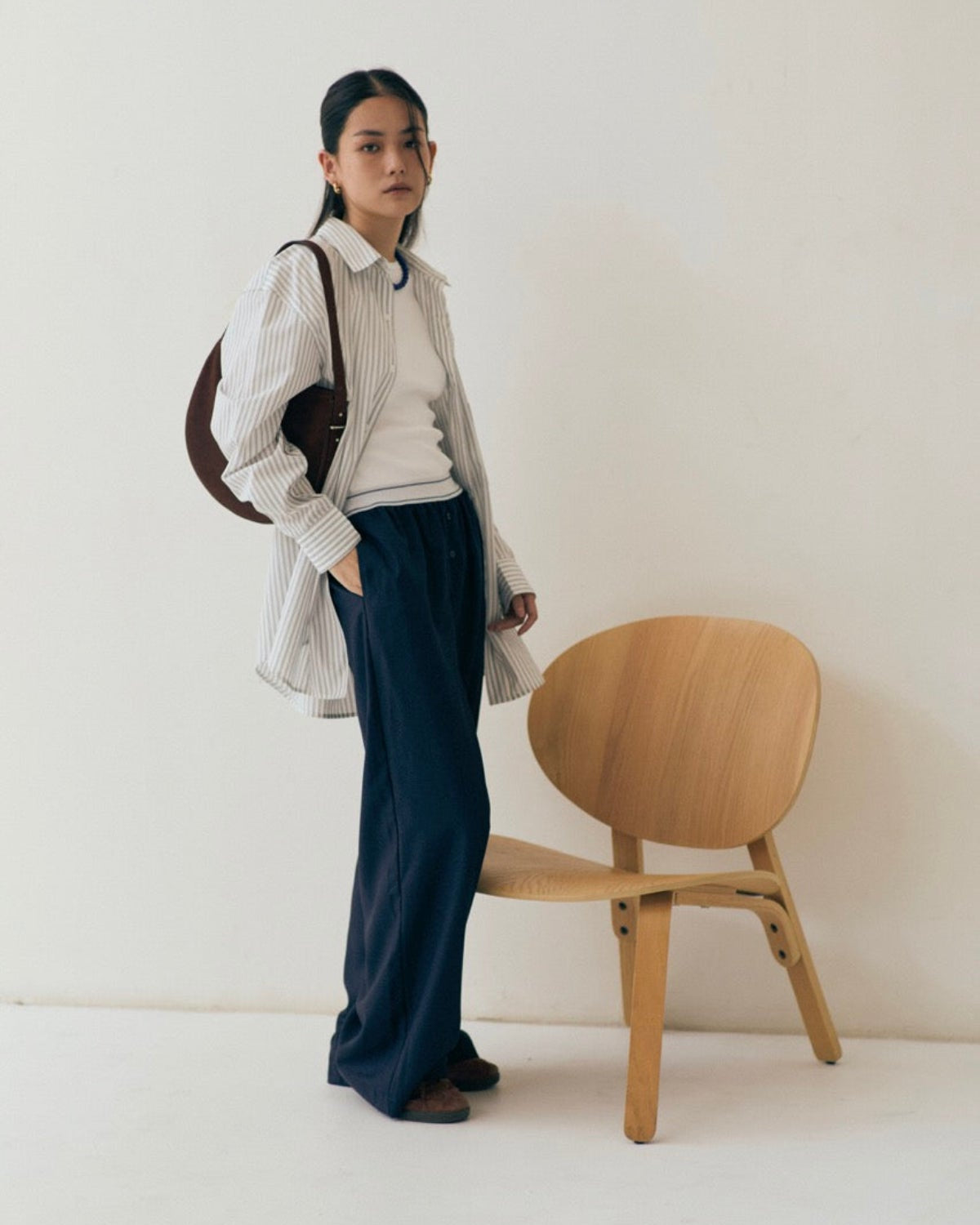 Le Hotelier - Elastic Wool Trousers in Navy