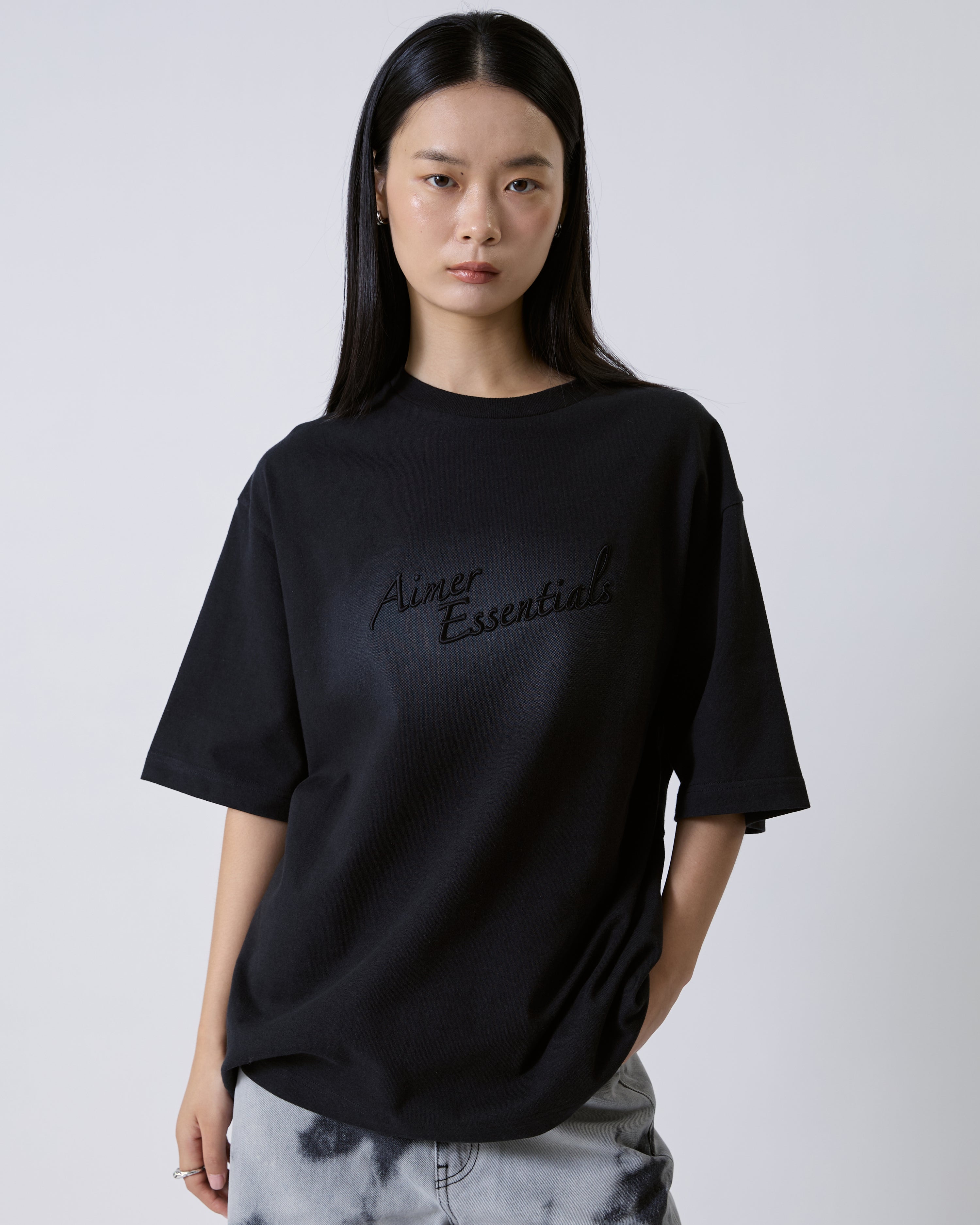 Jungle Urbaine - AIMER Essential Embroidery T-Shirt in Faded Black