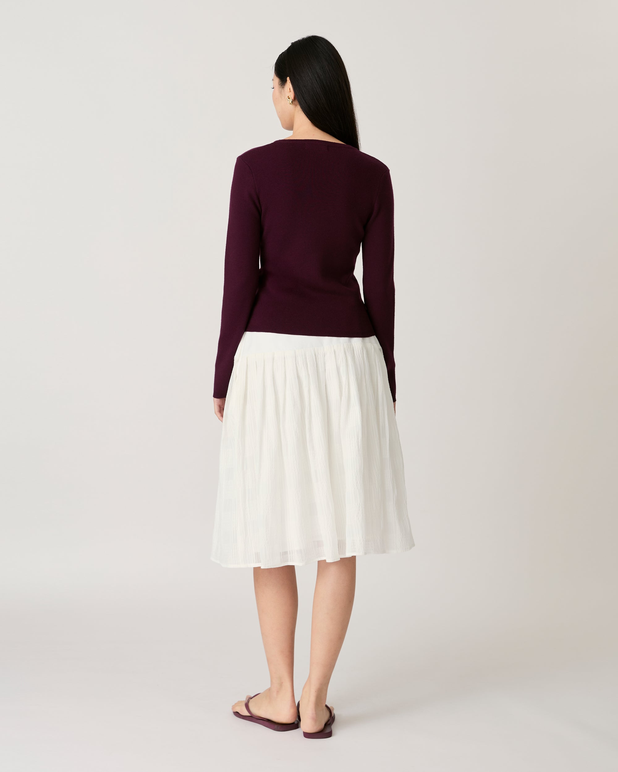 Knit Programme - Knitted Sweater With Buttons in Dark Purple