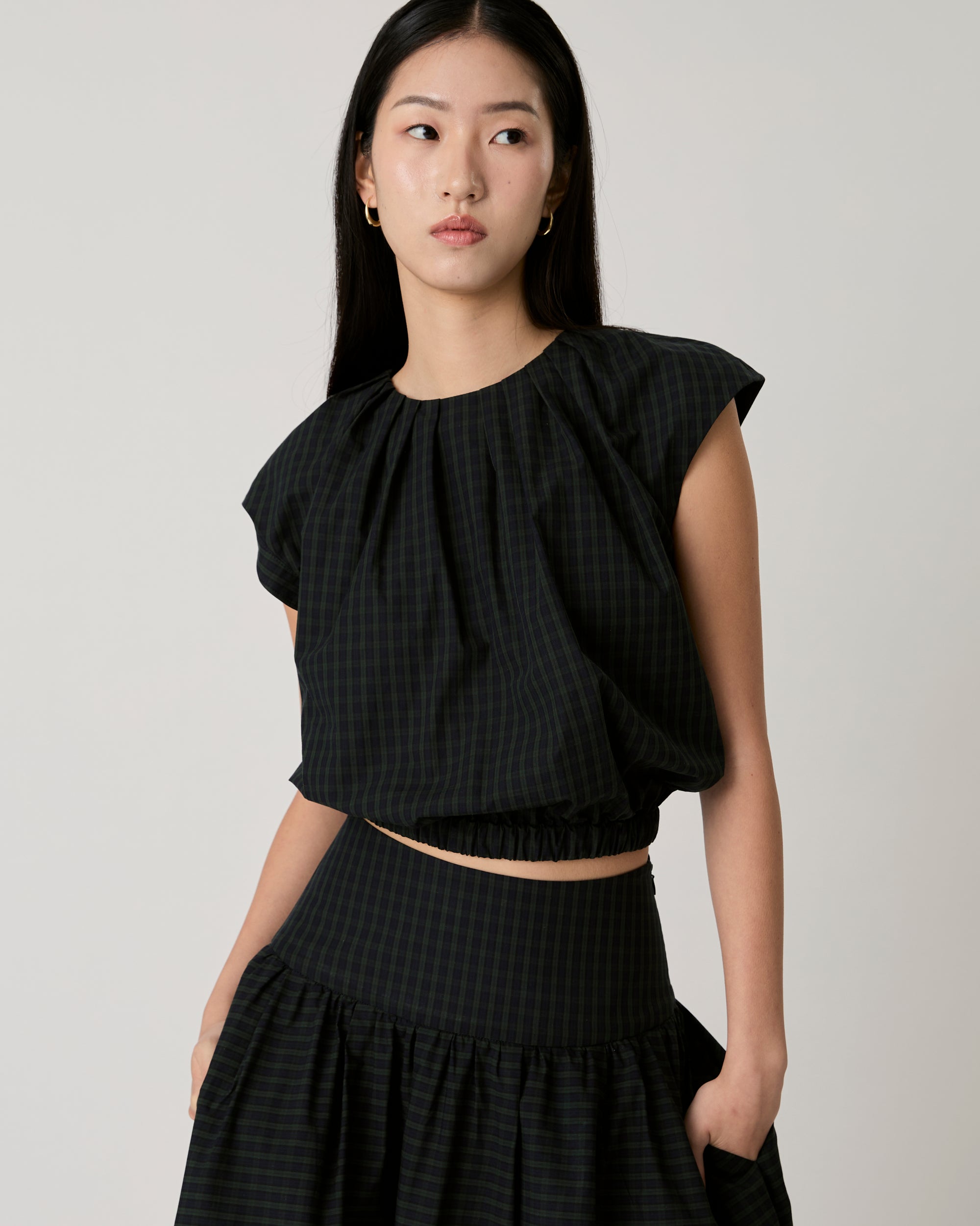 Returns to Nature - Balloon Blouse in Navy Gingham