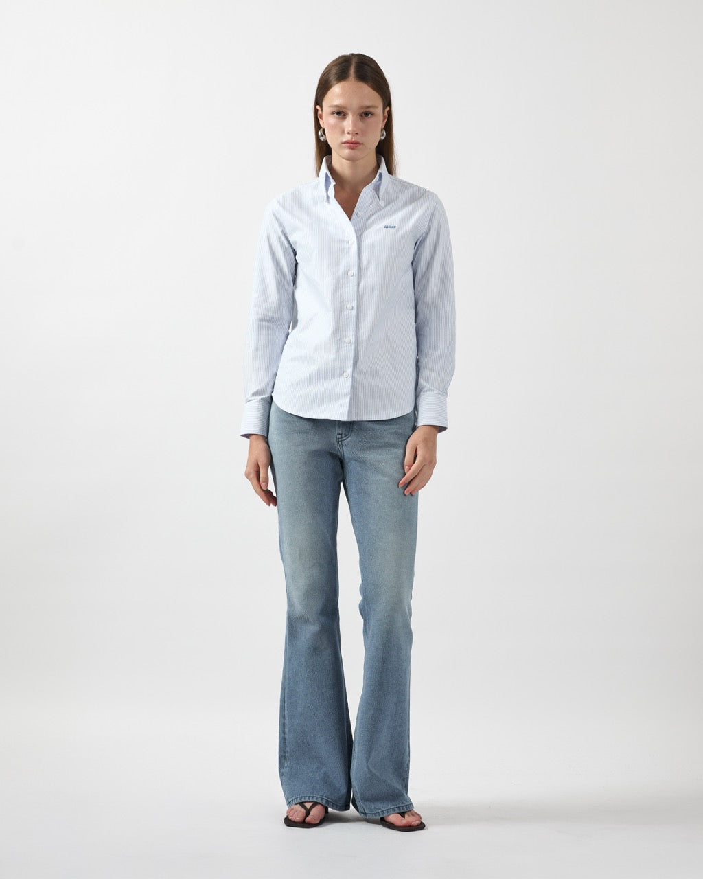 AIMER Core Essential - Regular Fit Shirt in White Blue Pinstripe Oxford