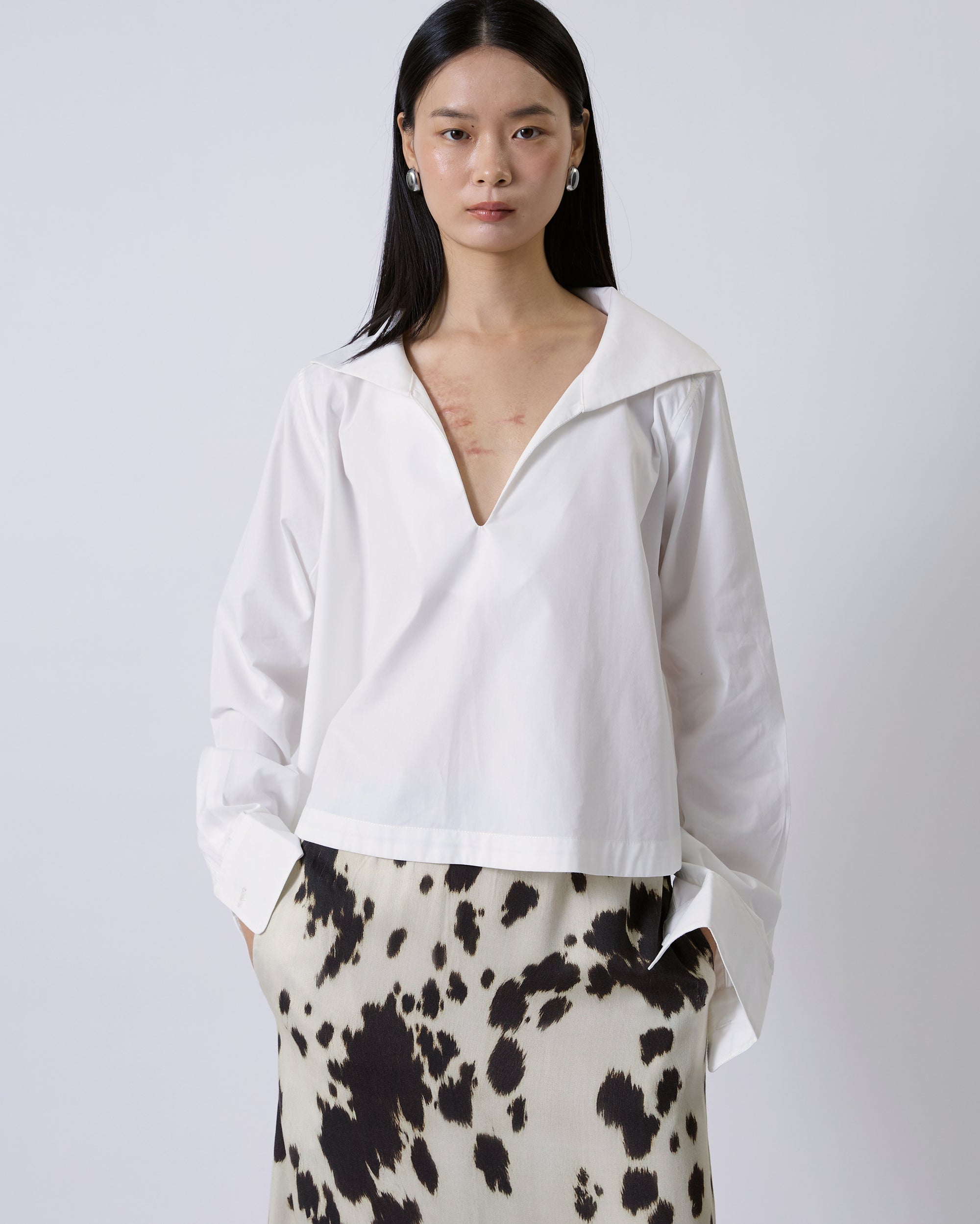 Jungle Urbaine - Sailor Pleated Crop Shirt in White
