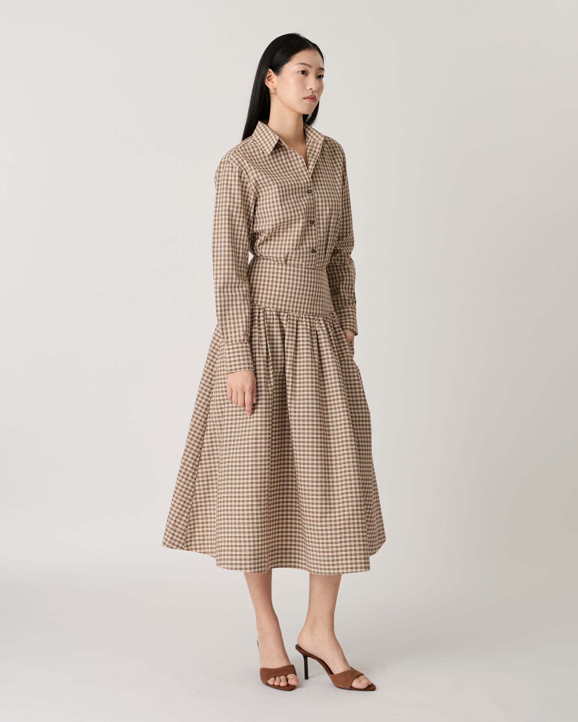 Returns to Nature - Midi A Skirt With Pockets in Beige Gingham