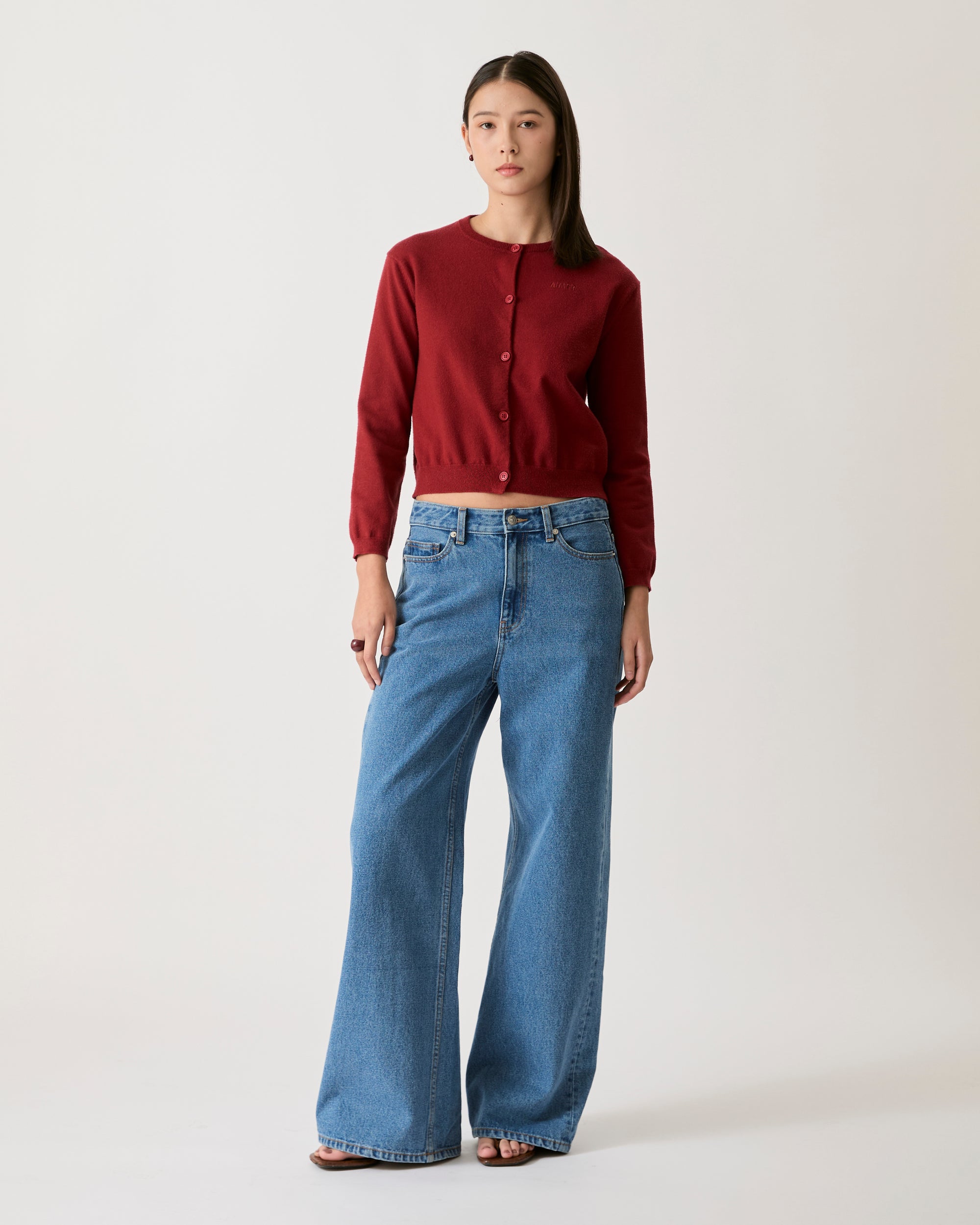 AIMER - Essential Cardigan in Burgundy