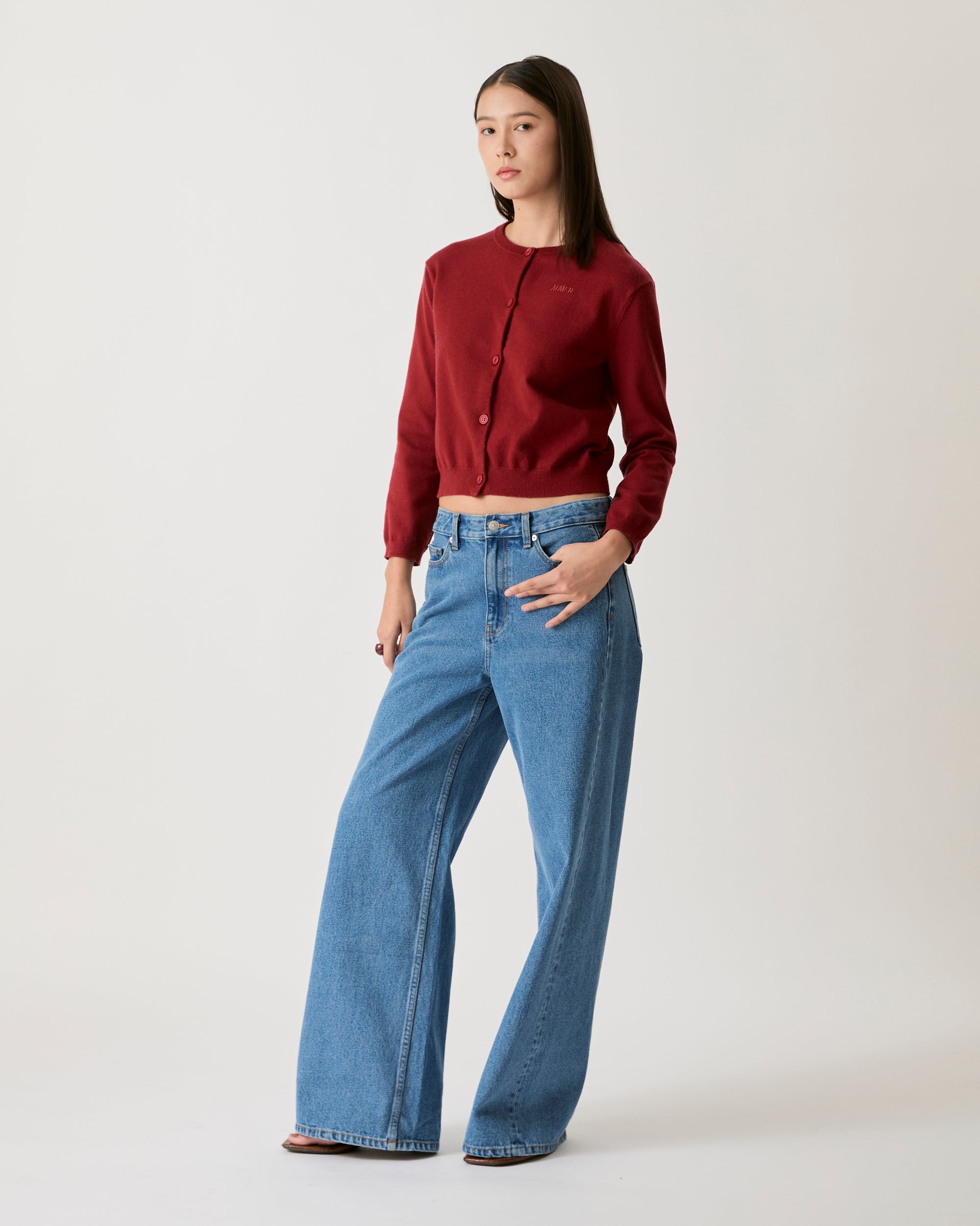 AIMER - Essential Cardigan in Burgundy