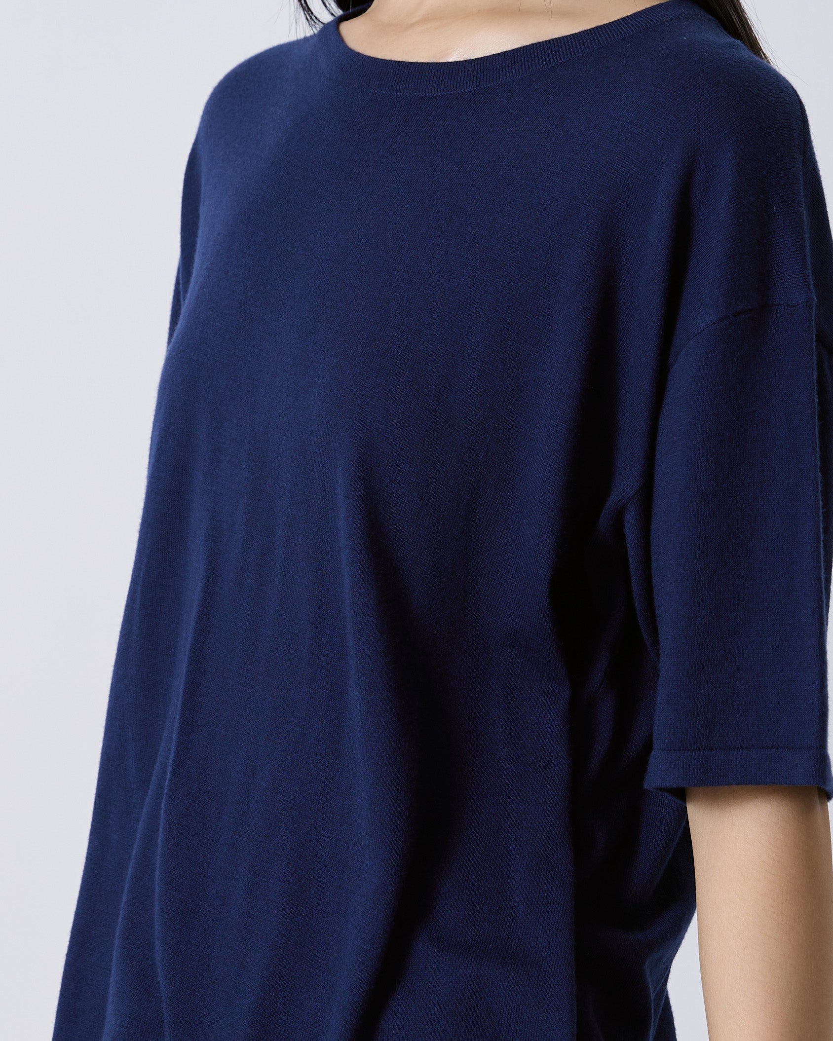 Jungle Urbaine - Oversized Cashmere Tee in Navy