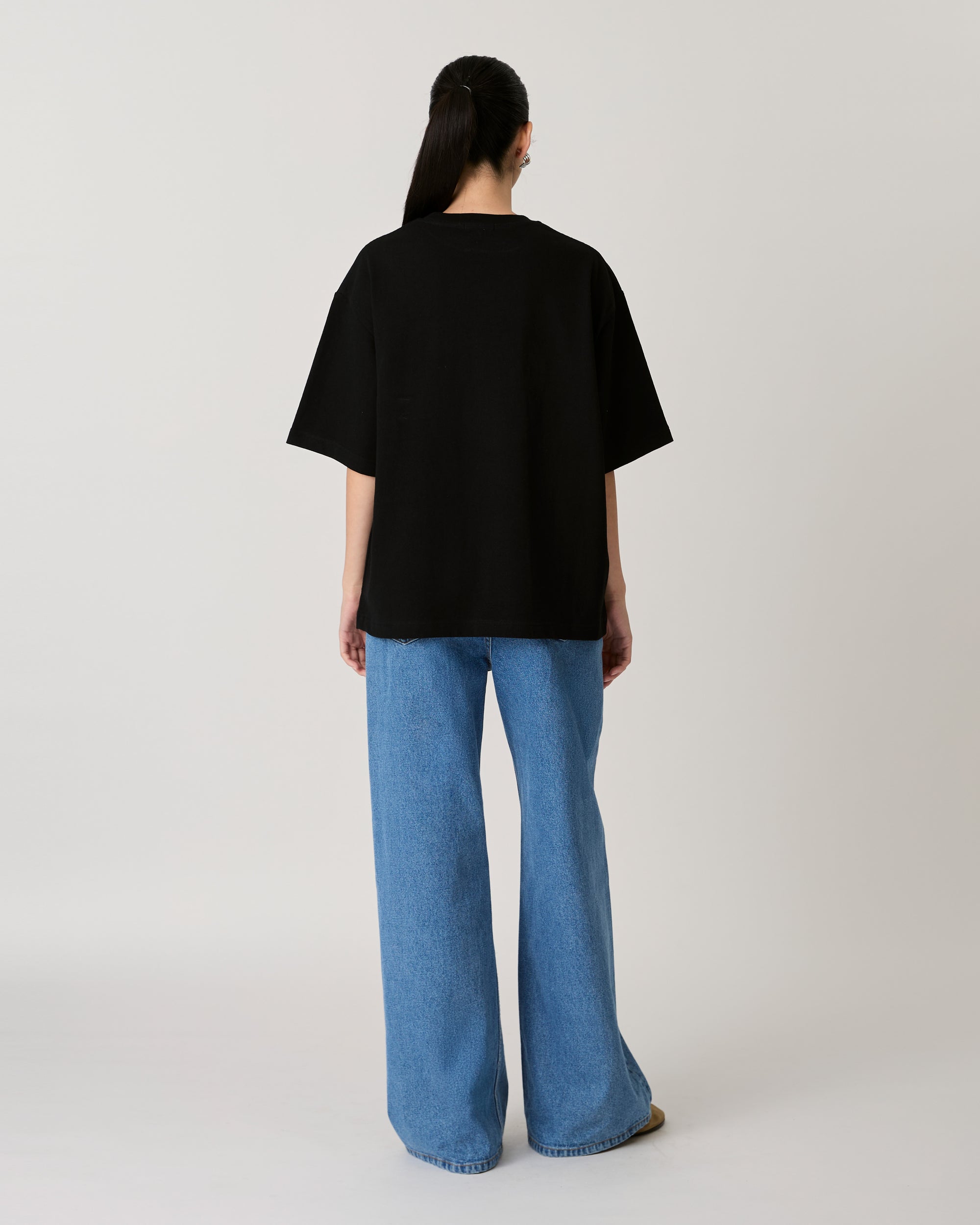 AIMER - Logo T-Shirt Tone on Tone in Black