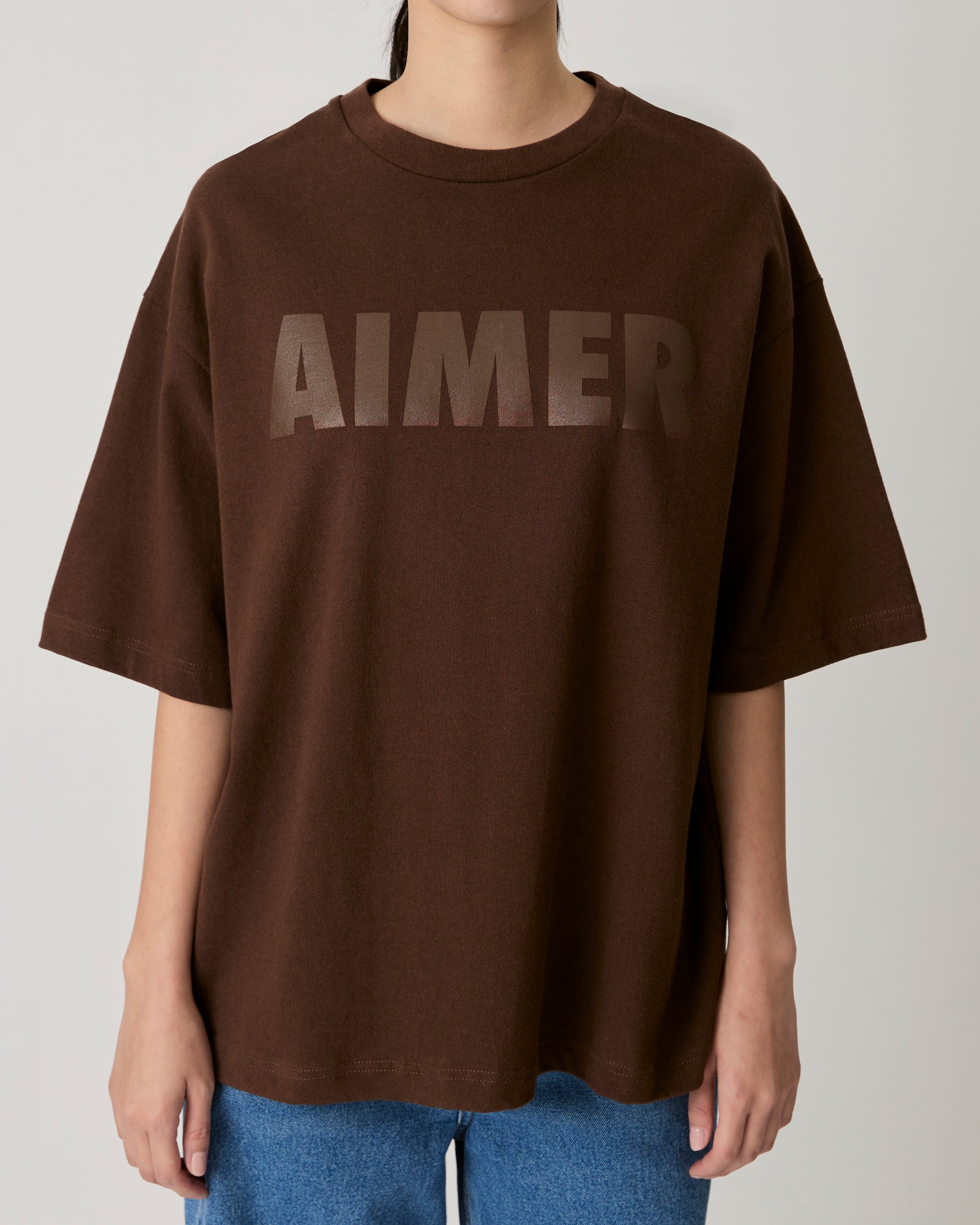 AIMER - Logo T-Shirt Tone on Tone in Dark Brown