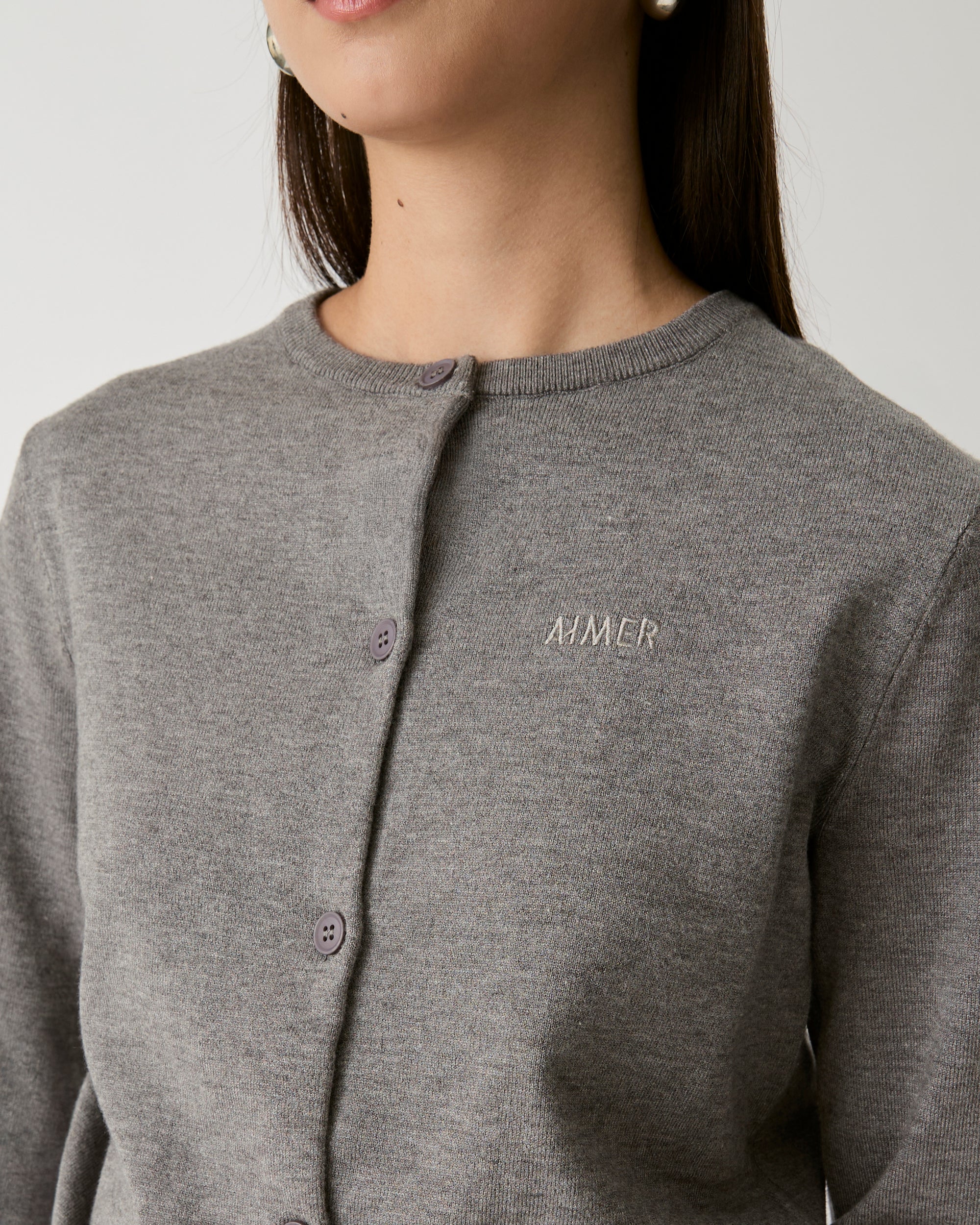 AIMER - Essential Cardigan in Grey