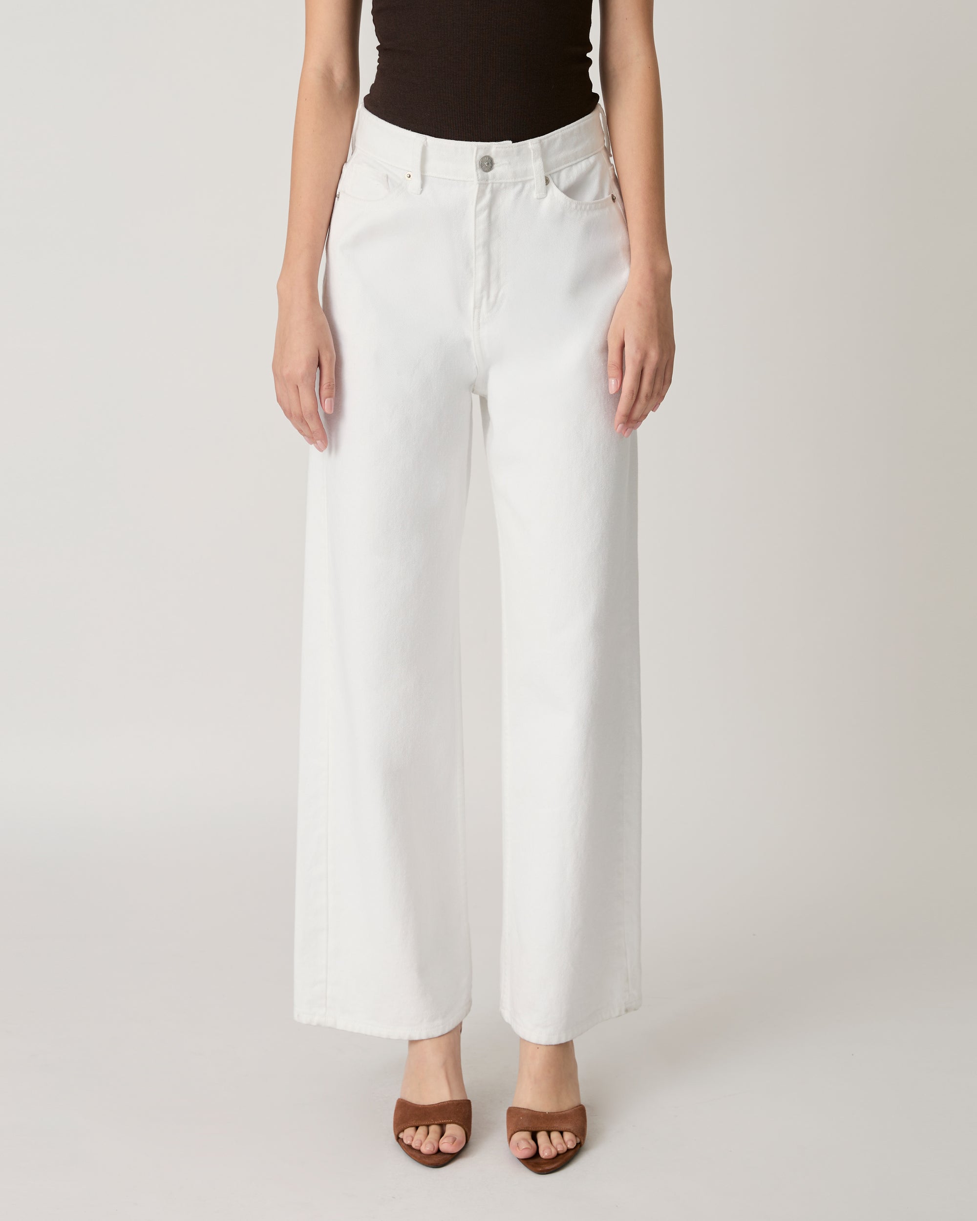 AIMER - 90s Baggy Jeans in White