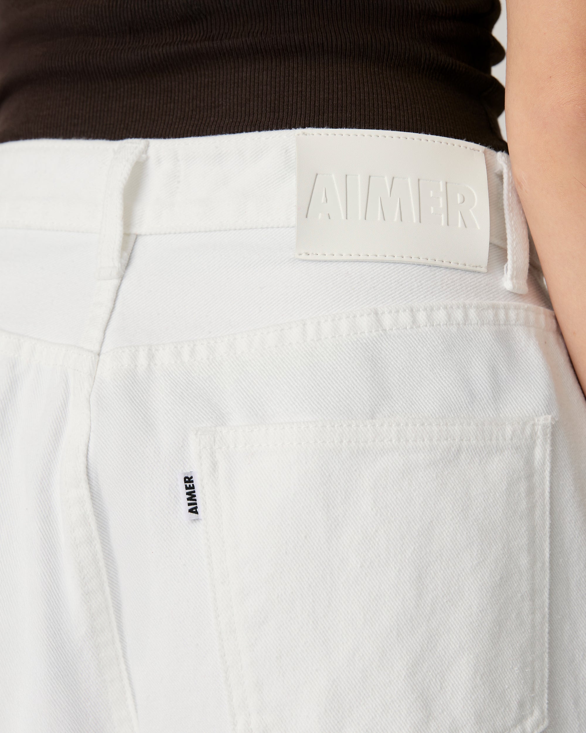 AIMER - 90s Baggy Jeans in White