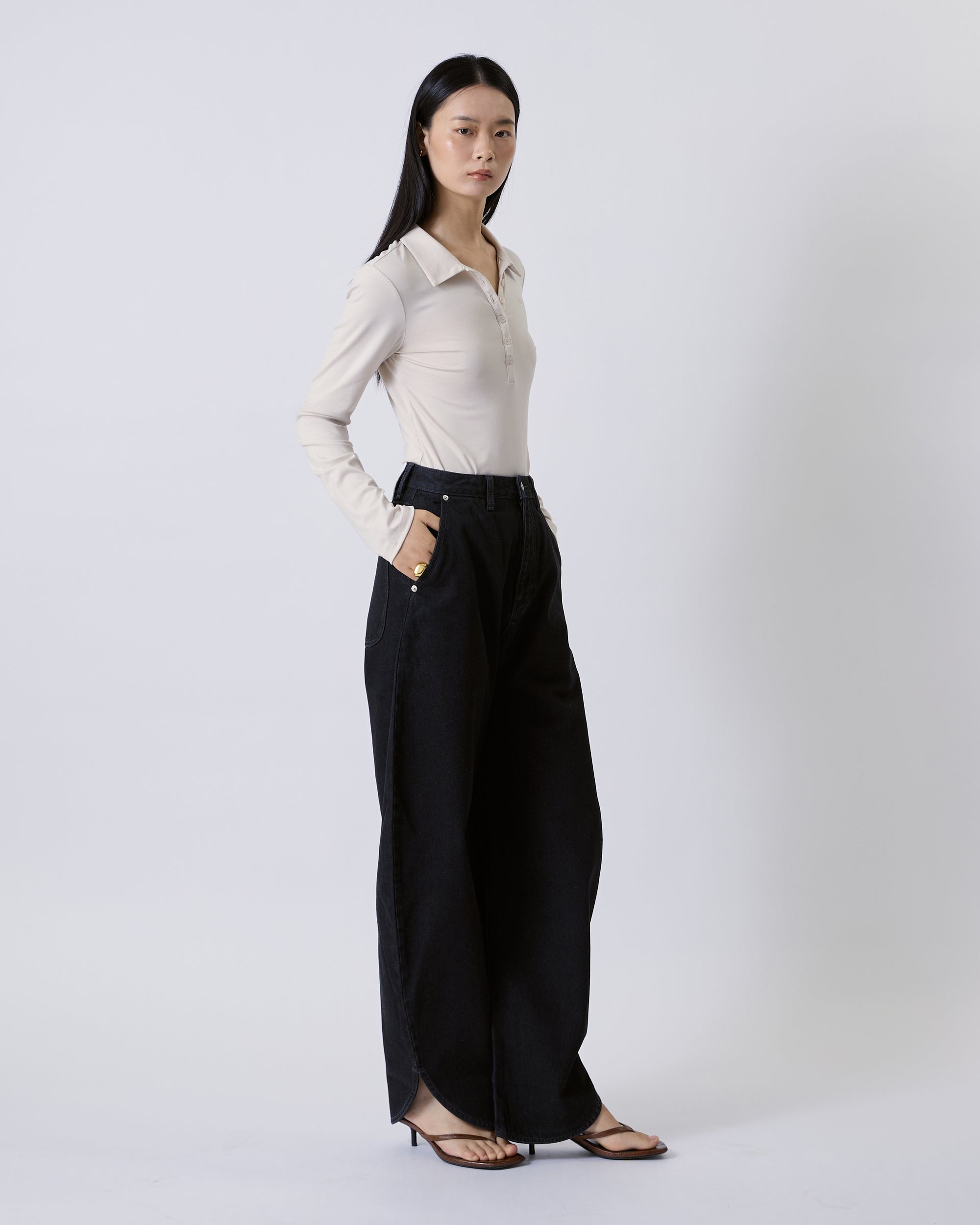 Jungle Urbaine - Barrel Jeans in Black