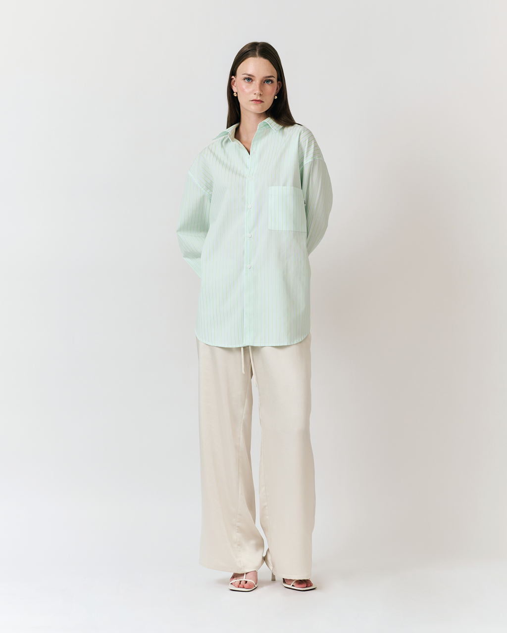 Été Parisien - Essential Oversized Shirt in Melon Light Blue Stripe
