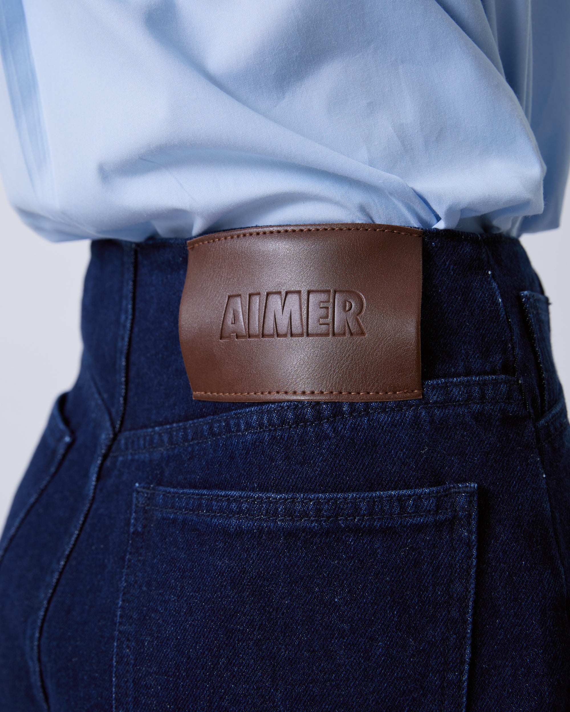 Jungle Urbaine - Tailored High Rise Wide Leg Jeans in Dark Denim